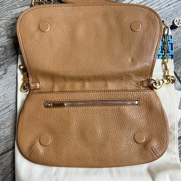 Tory Burch 2 in 1 Tan Leather Bag w Gold Accents. Cross body bag & clutch - Picture 9 of 16